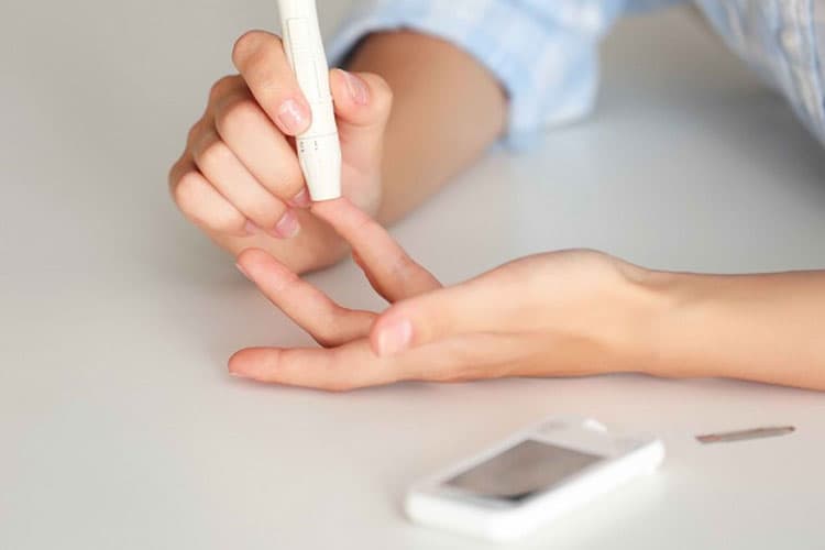 9 Jurus Ampuh Turunkan  Gula Darah Tanpa Obat, Nomor 3 Sering Diremehkan!