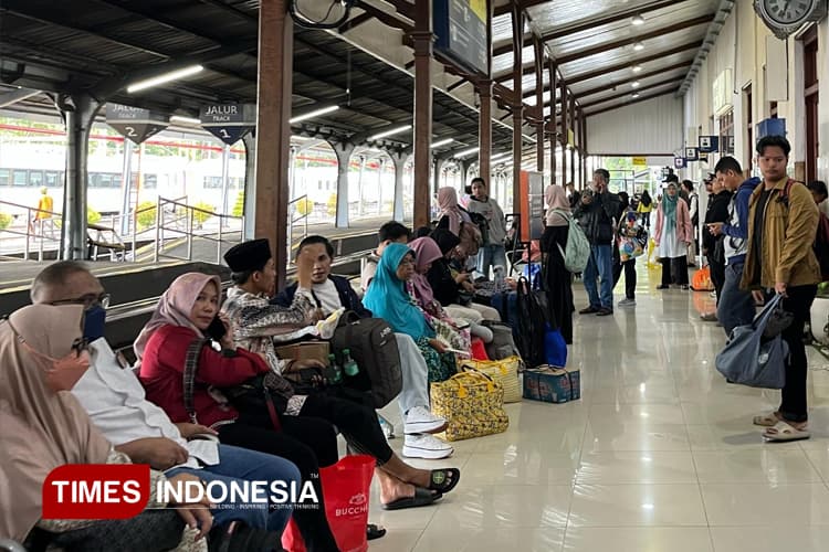 144 Ribu Kursi Disiapkan KAI Daop 9 Jember, Siaga Penuh Hadapi Cuaca Ekstrem