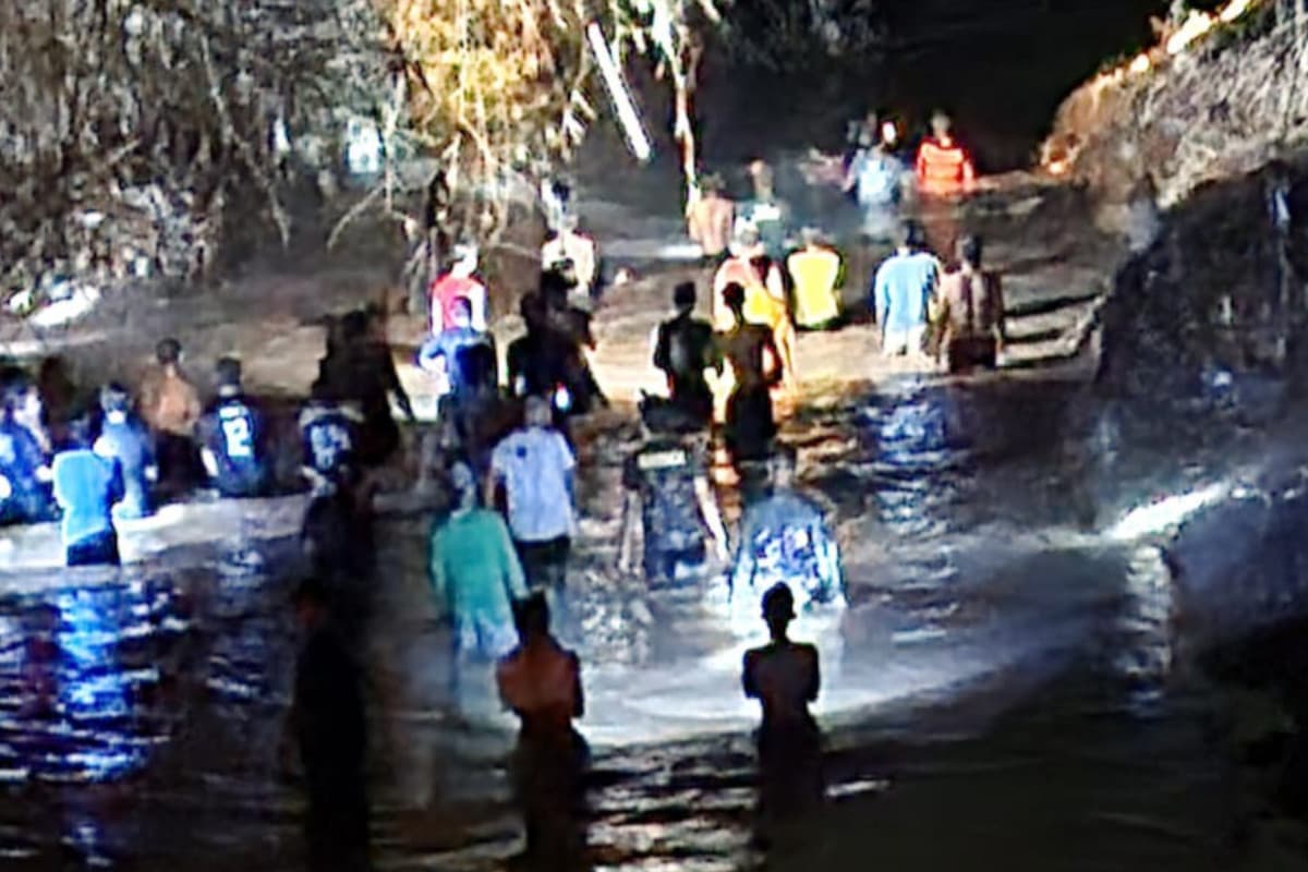 Bayi 2 Tahun di Probolinggo Hilang di Sungai Bayeman, Tim SAR Lakukan Pencarian