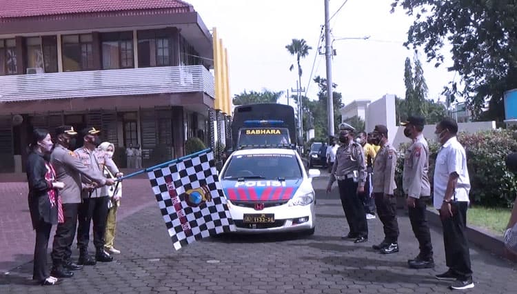 Polres Kota dan Kabupaten Bersama Alumni Akpol 2003 Kirim Bantuan untuk Korban Semeru