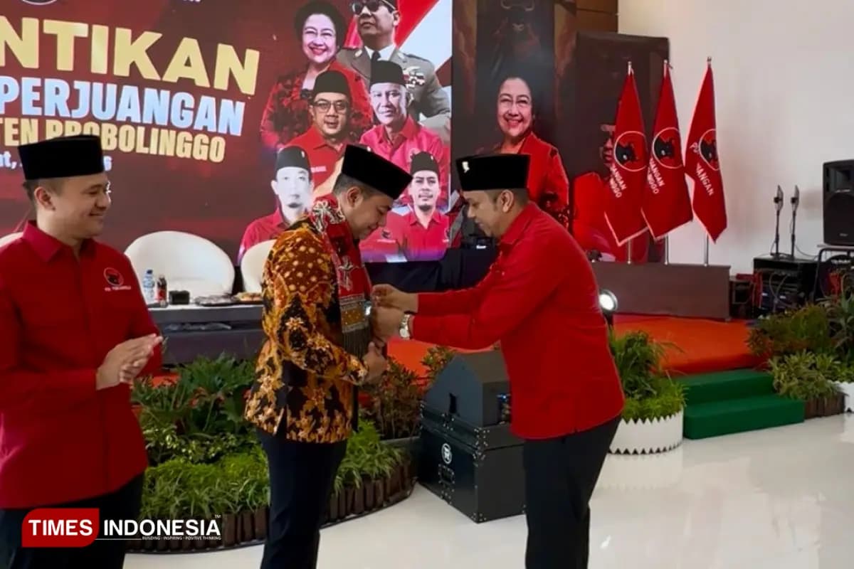 Hadiri Pelantikan PAC PDIP, Gus Haris Tekankan Pesan Persatuan: Beda Warna, Satu Tujuan